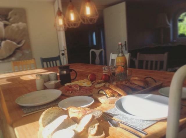 Bed and Breakfast Chez Broche Mazerolles  Exterior foto